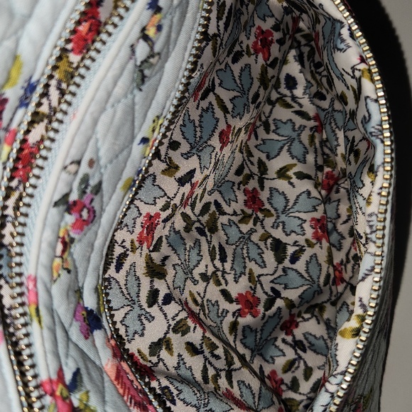 Vera Bradley Blue Floral Water Bouquet Crossbody Purse approx 11x11 - Picture 12 of 15
